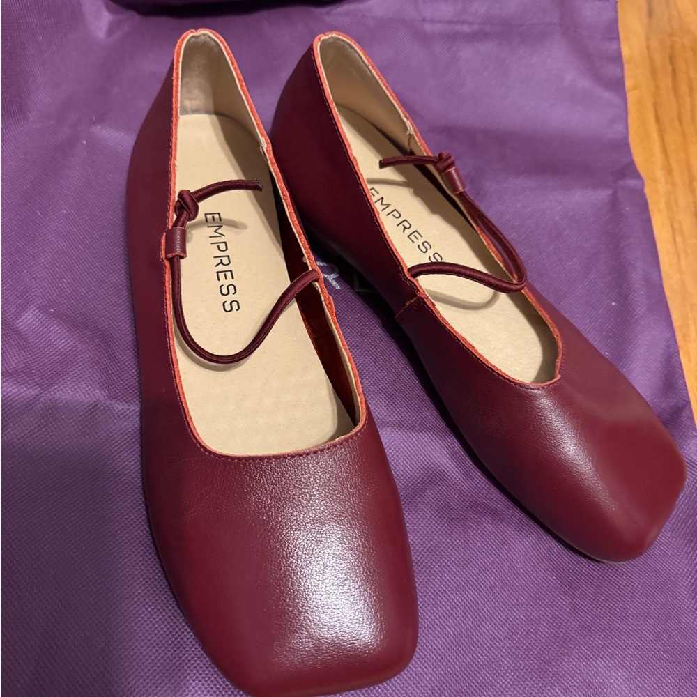 Empress Square Toe Flat NWT - image 3